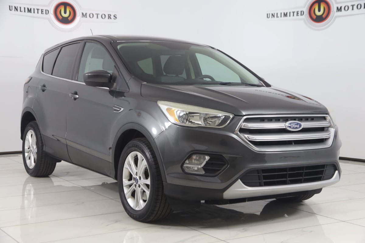 Used 2017 Ford Escape SE AWD/4WD image 15
