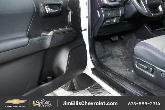 Used 2022 Toyota Tacoma TRD Sport w/ Technology Package AWD/4WD image 7