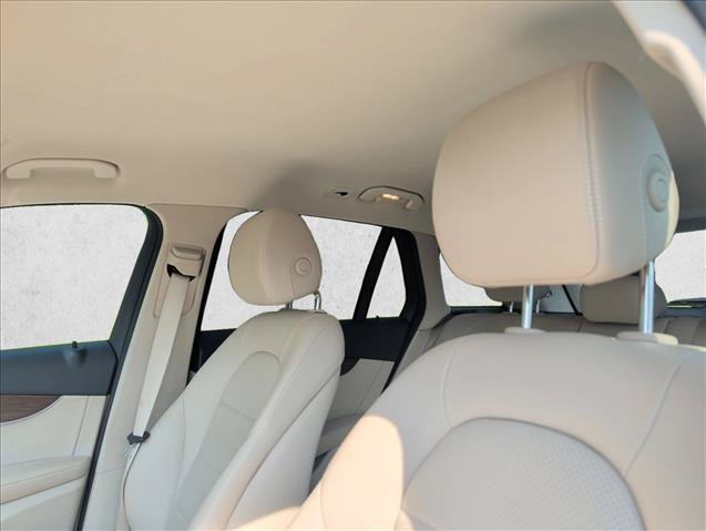 Certified 2022 Mercedes-Benz GLC 300 4MATIC image 11