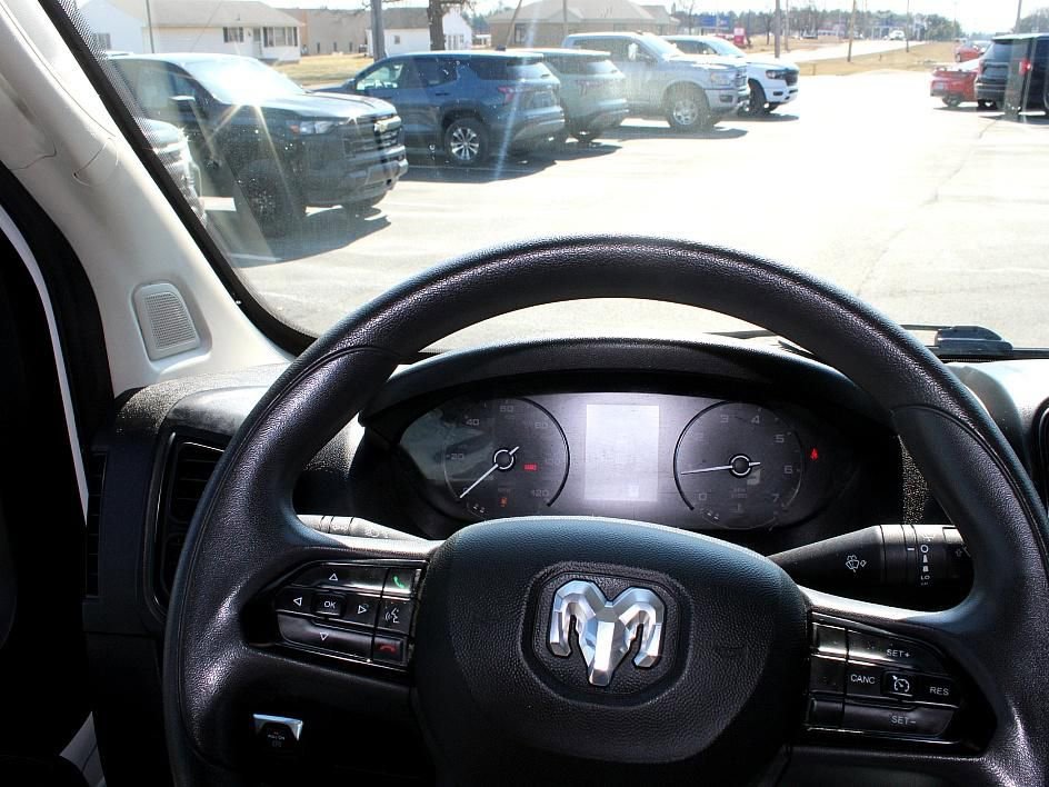 Used 2023 RAM ProMaster 2500 w/ Convenience Group image 19