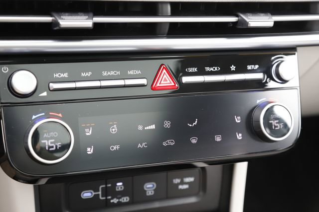 Certified 2025 Hyundai Tucson Limited image 27