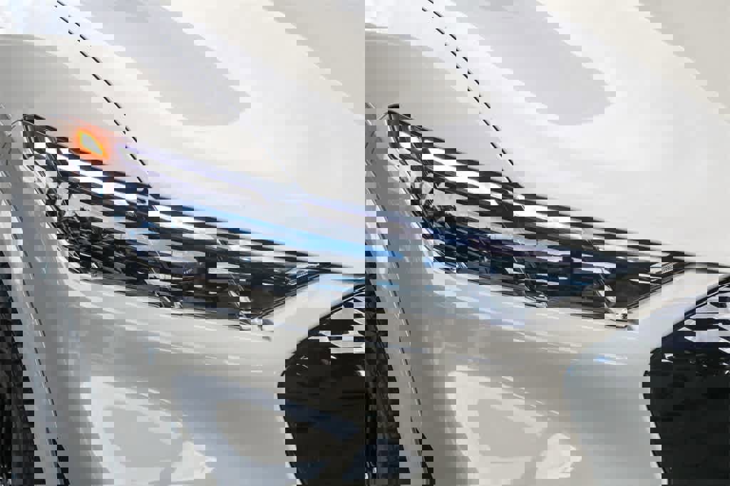 New 2025 Ford Mustang Mach-E GT image 4