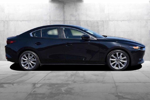 Used 2024 MAZDA MAZDA3 s FWD image 5