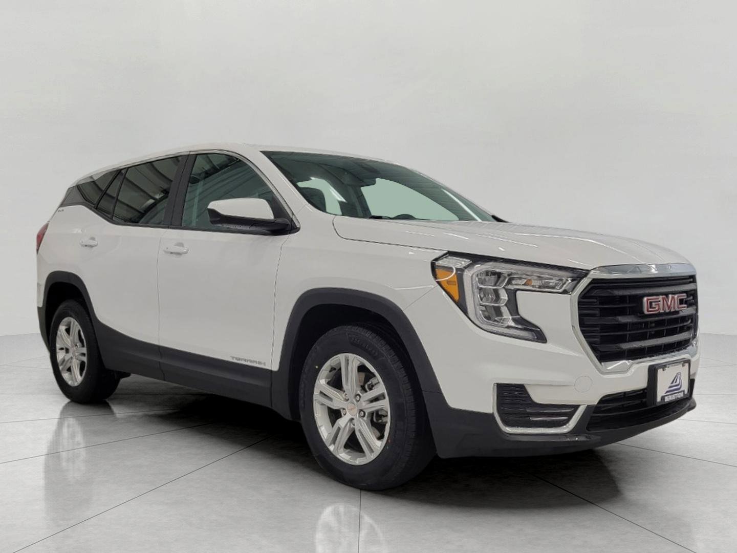 Used 2024 GMC Terrain SLE