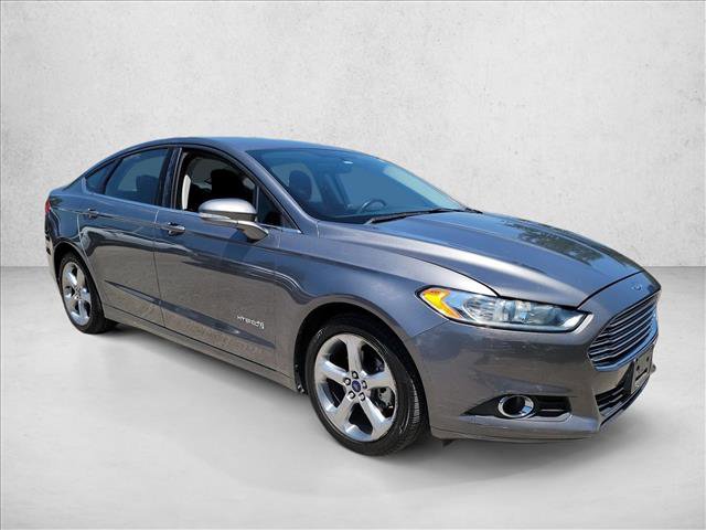 Used 2014 Ford Fusion SE FWD image 3