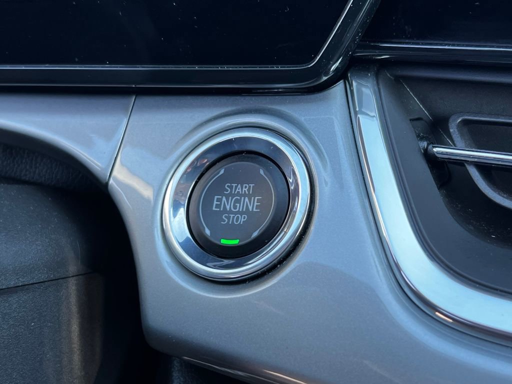 Used 2025 Chevrolet Trax LT image 23