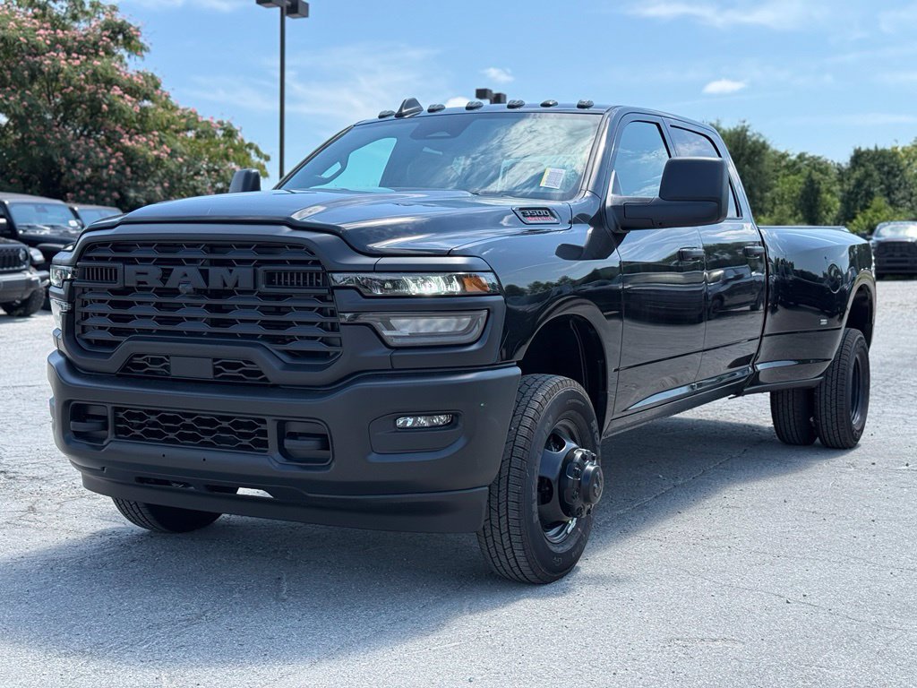 New 2026 RAM 3500 Tradesman AWD/4WD image 2