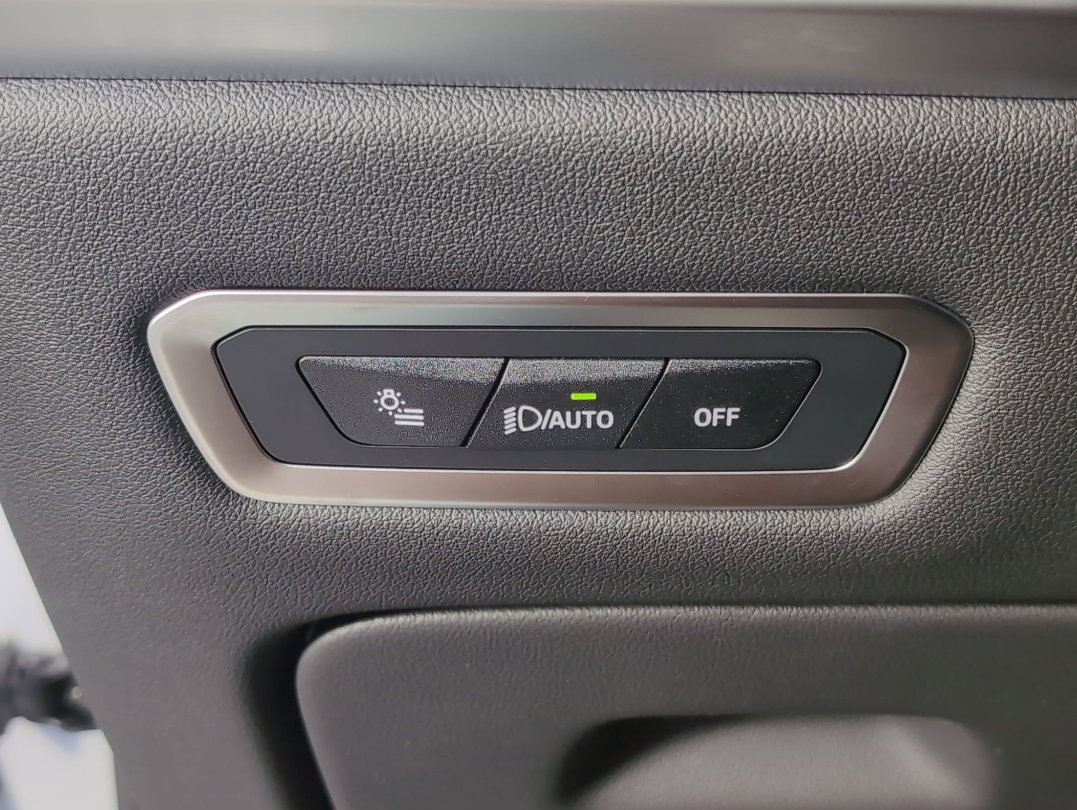 New 2026 BMW X7 xDrive40i w/ M Sport Package image 16