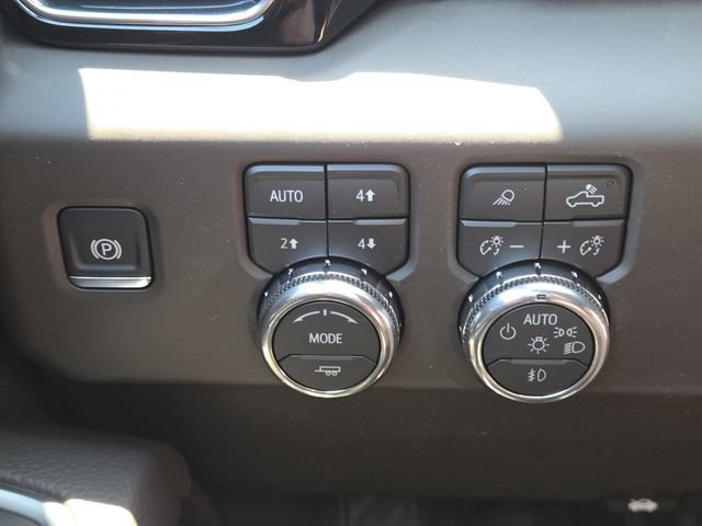 New 2026 GMC Sierra 1500 Denali w/ Technology Package AWD/4WD image 15