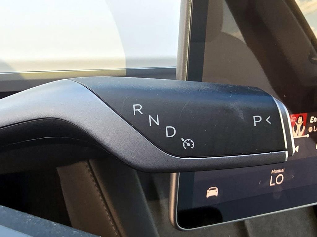 Used 2023 Tesla Model Y Long Range image 14