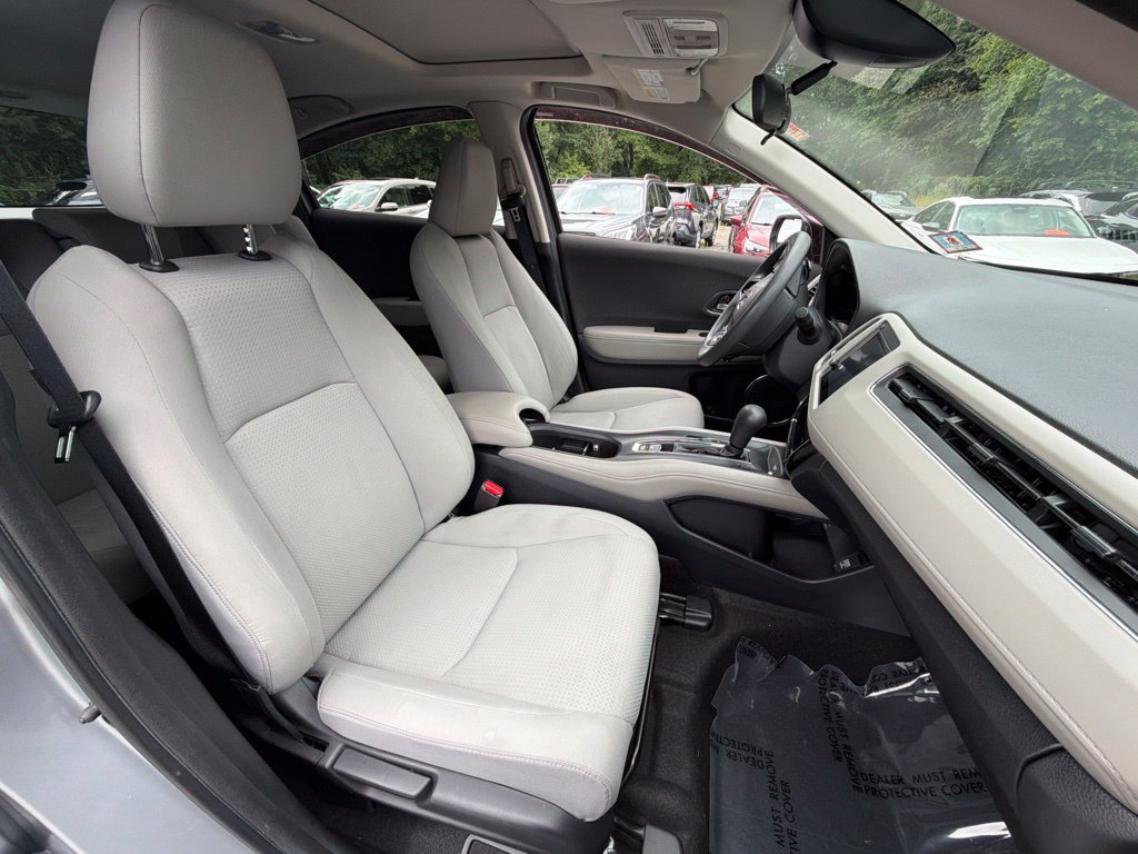 Used 2020 Honda HR-V EX image 9