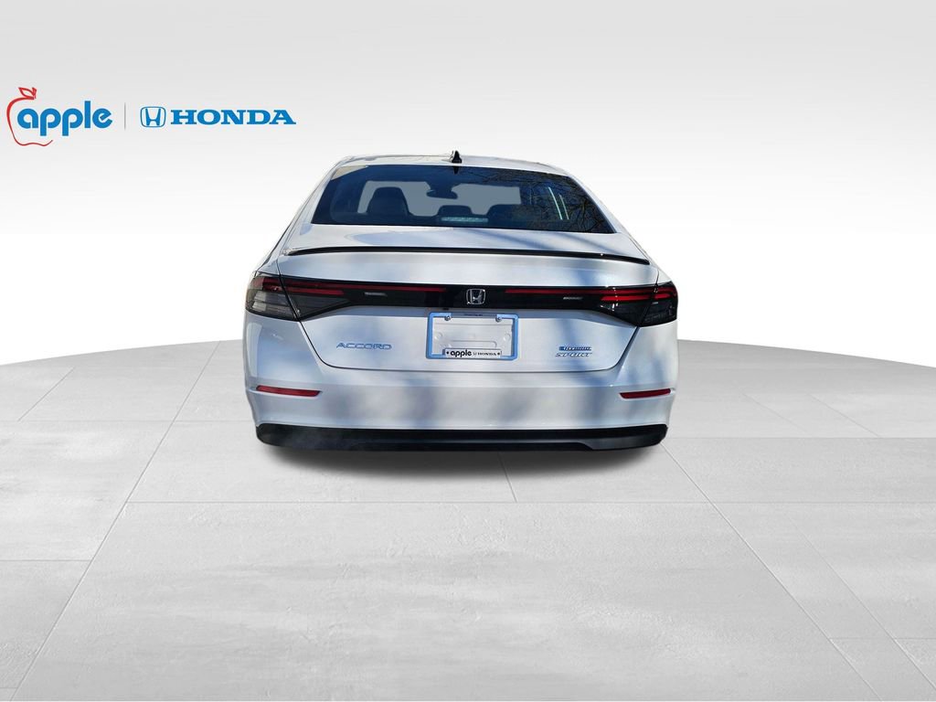 Used 2025 Honda Accord Sport image 6