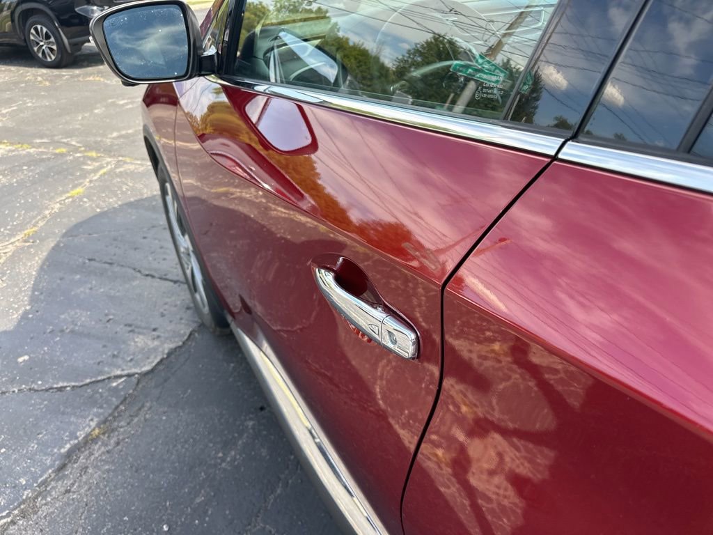 Used 2021 Nissan Murano SL w/ SL Moonroof Package image 11