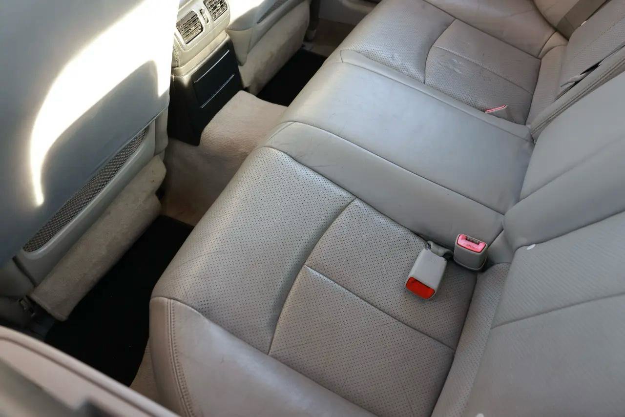 Used 2009 INFINITI G37 Journey w/ Premium Pkg image 8