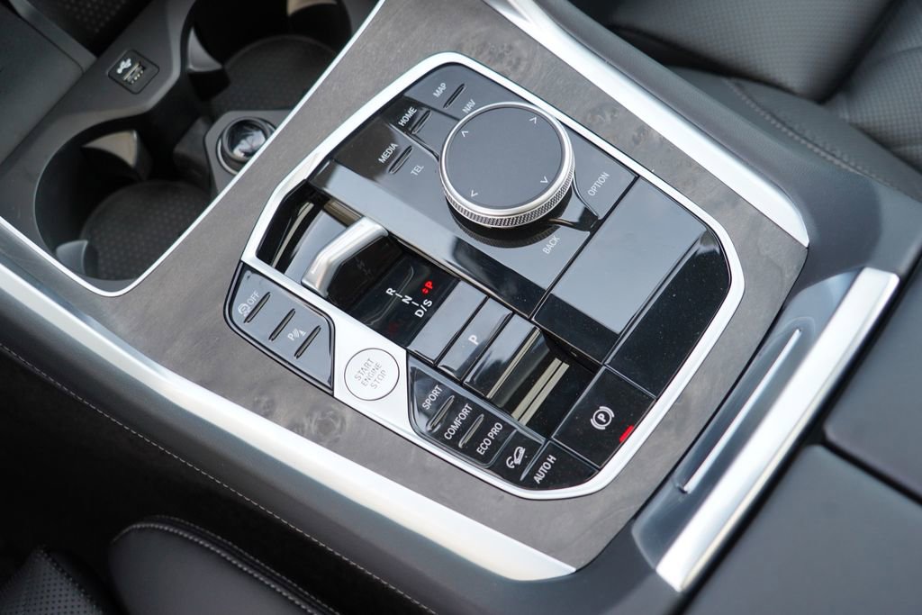 New 2027 BMW X6 xDrive40i AWD/4WD image 17