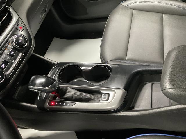 Used 2024 Buick Envista Sport Touring image 11