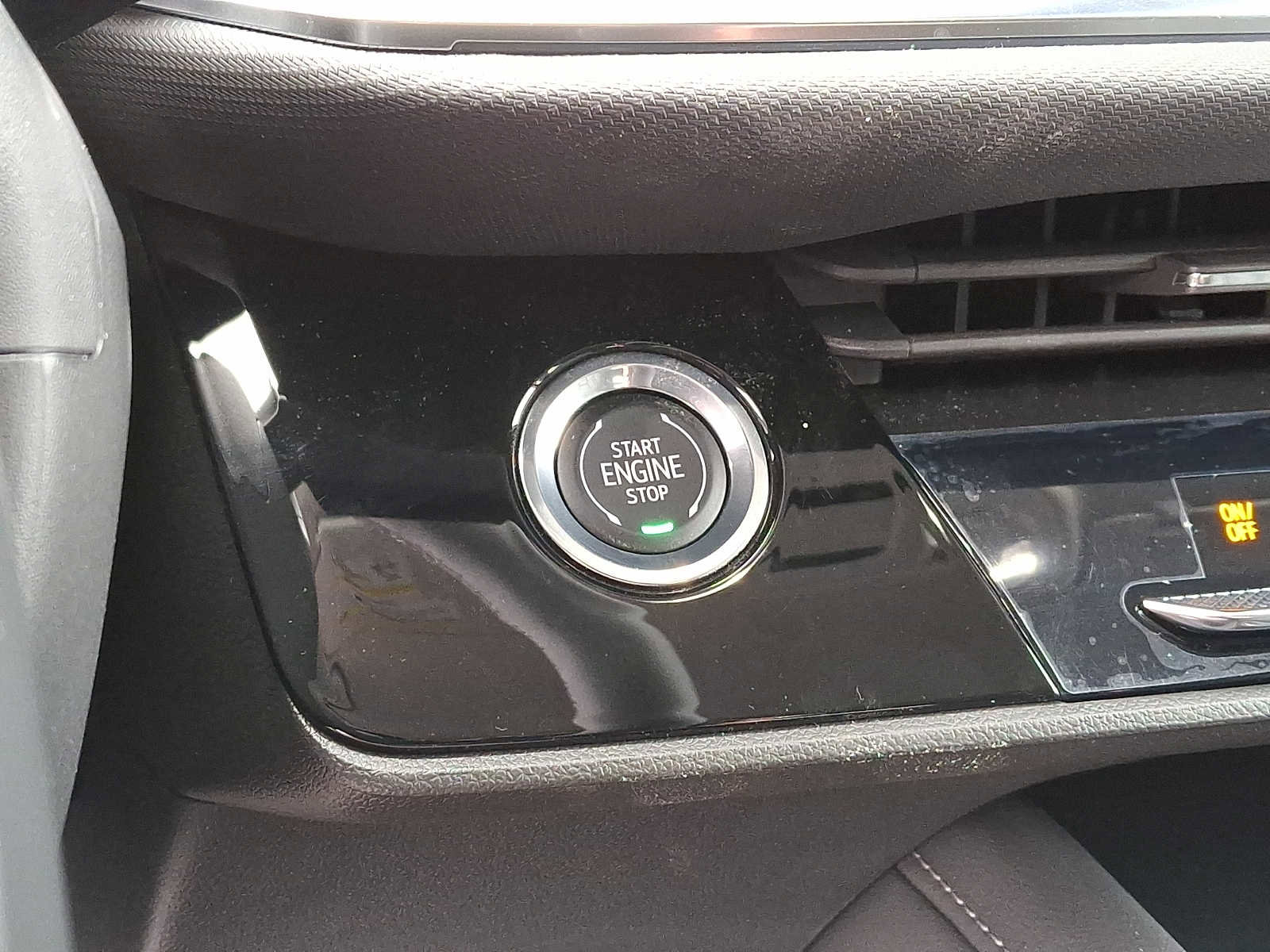 New 2026 Buick Envision Preferred image 19