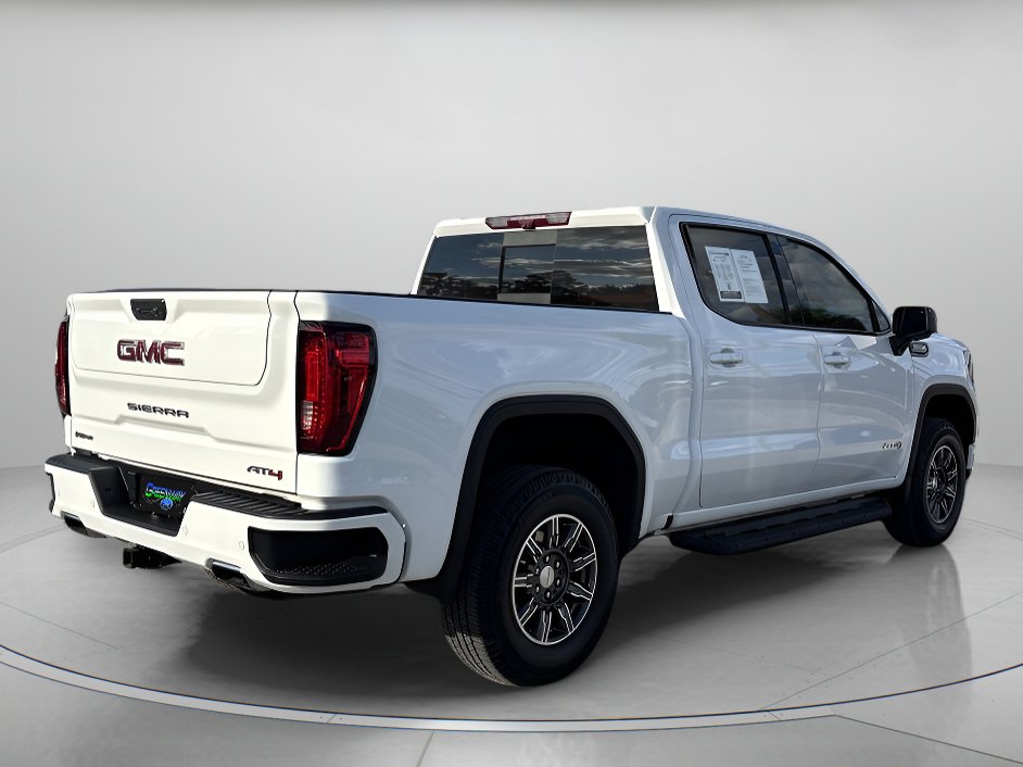 Used 2024 GMC Sierra 1500 AT4 w/ Technology Package image 3