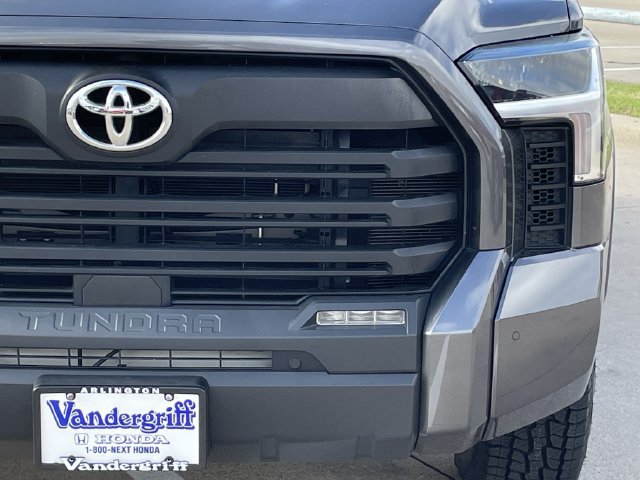Used 2023 Toyota Tundra SR5 w/ SR5 Convenience Package AWD/4WD image 8
