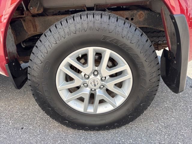 Used 2015 Nissan Frontier SV w/ SV Value Truck Package AWD/4WD image 20