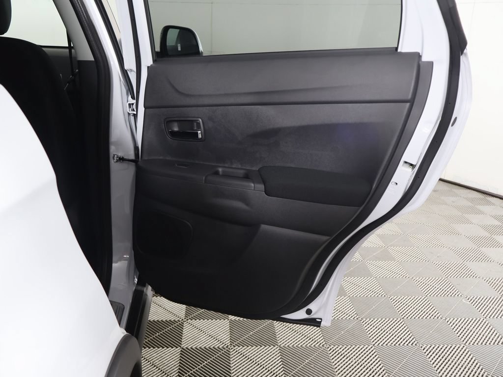 New 2027 Mitsubishi Outlander Sport ES AWD/4WD image 22