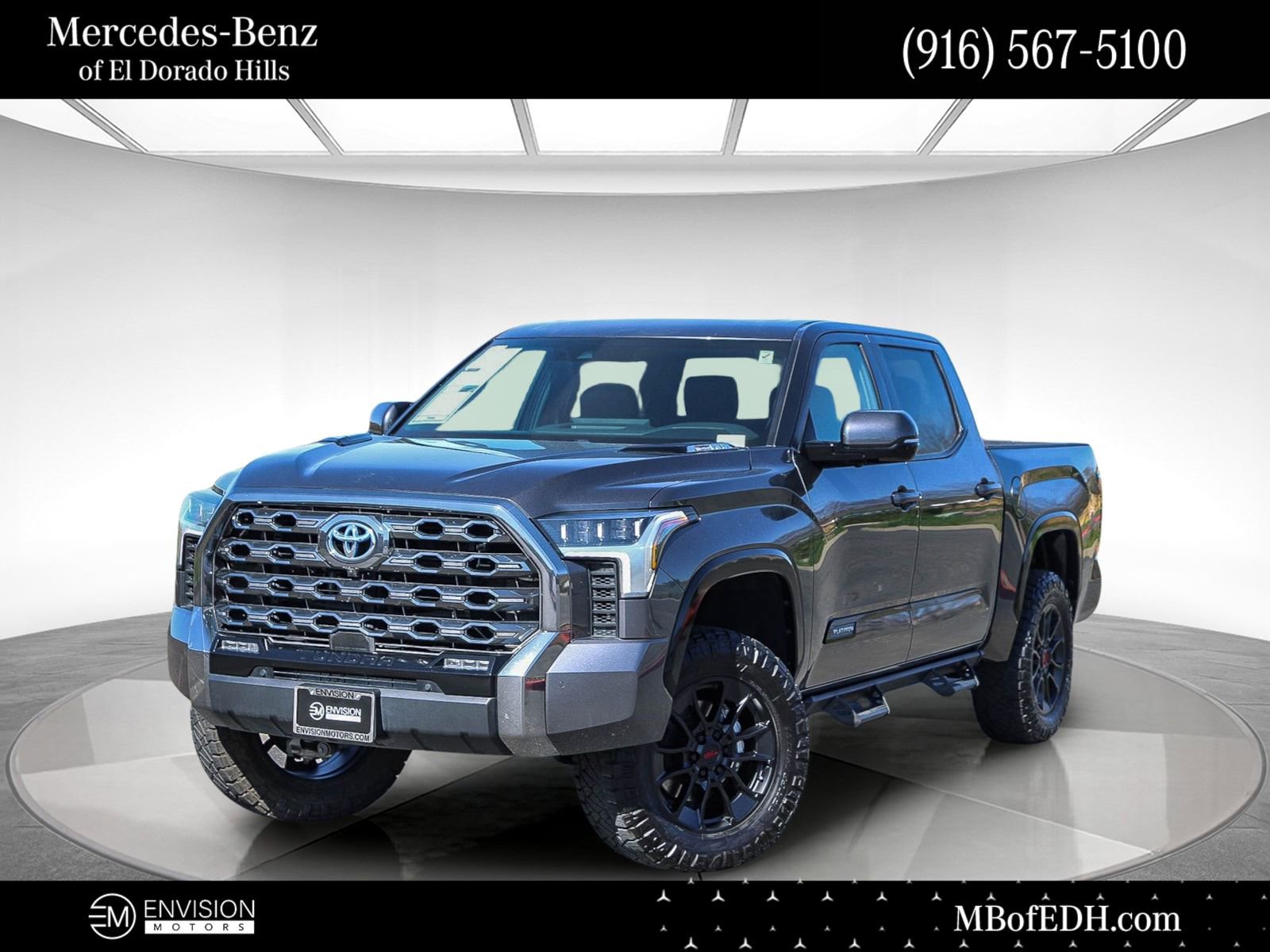 Used 2024 Toyota Tundra Platinum image 1