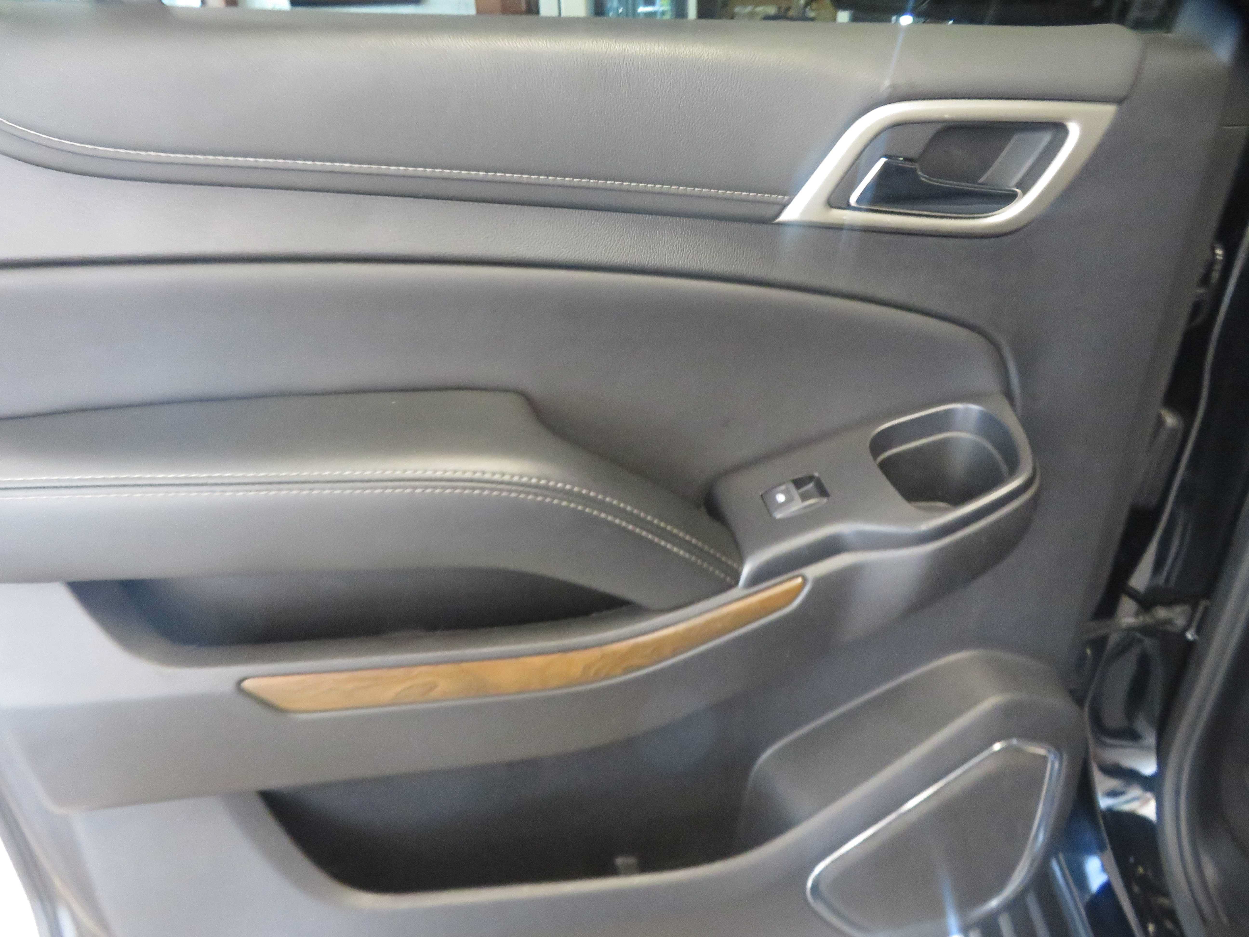 Used 2019 GMC Yukon XL Denali AWD/4WD image 18