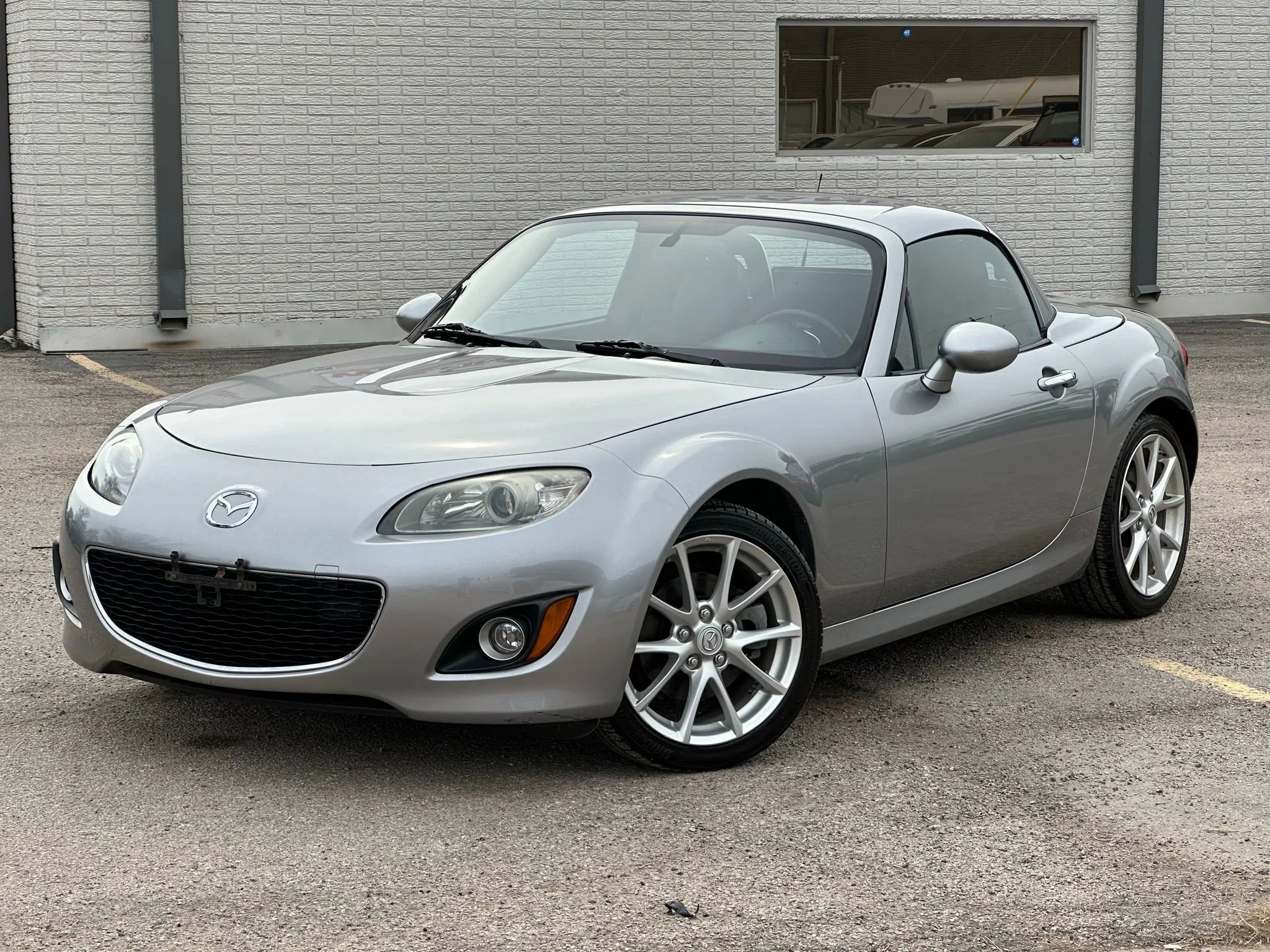 Used 2012 MAZDA MX-5 Miata Grand Touring w/ Premium Pkg image 2