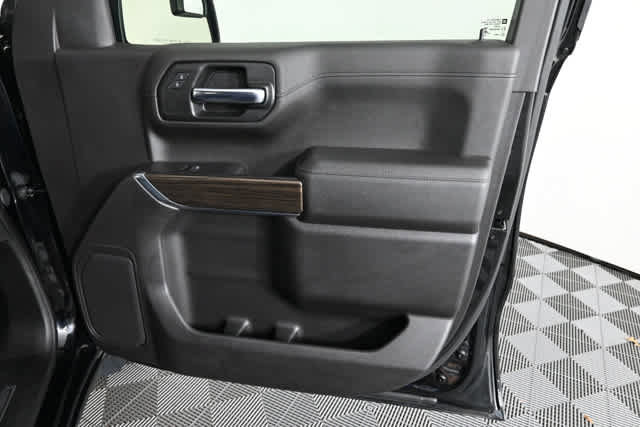 Used 2020 Chevrolet Silverado 1500 LT w/ All-Star Edition AWD/4WD image 9