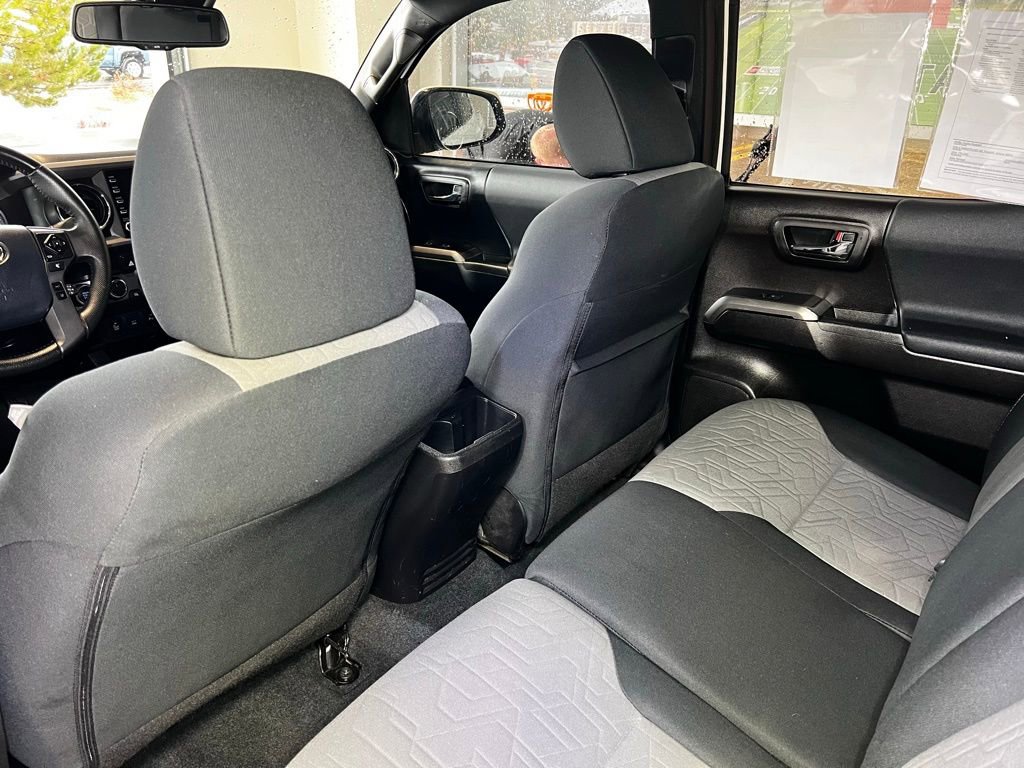 Used 2020 Toyota Tacoma TRD Off-Road w/ Technology Package image 41