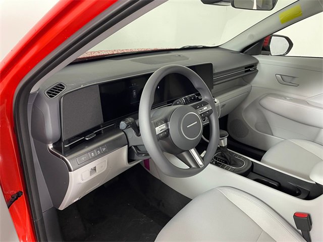 New 2026 Hyundai Kona SE image 2