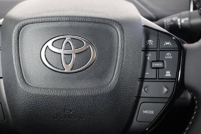 Used 2026 Toyota C-HR AWD/4WD image 12