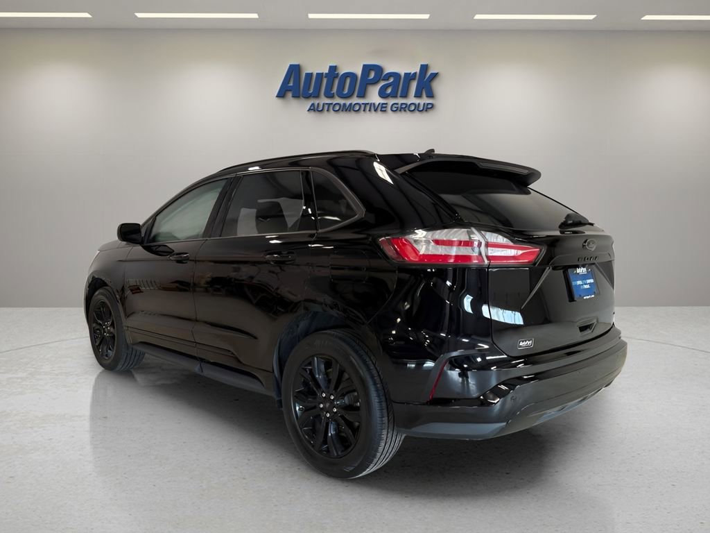 Certified 2022 Ford Edge SE w/ Black Appearance Package AWD/4WD image 5