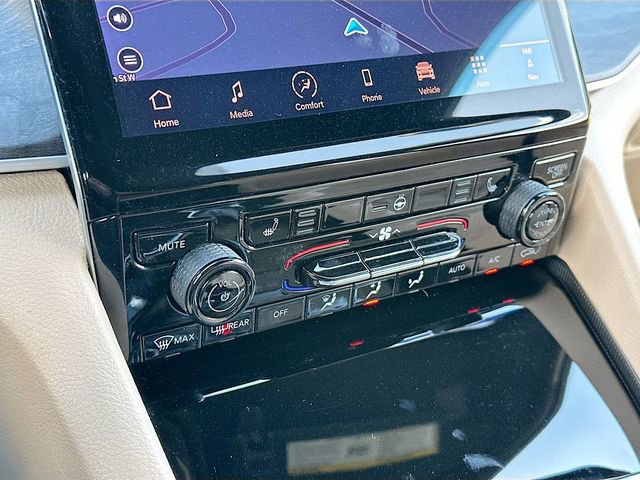 Used 2025 Jeep Grand Cherokee Limited w/ MOPAR Finishing Package AWD/4WD image 16