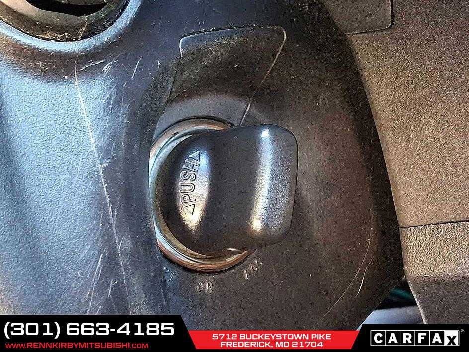 Used 2011 Mitsubishi Lancer Evolution GSR image 21