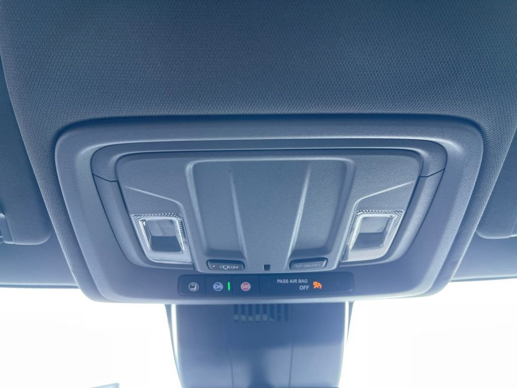 Used 2024 GMC Sierra 1500 Elevation image 26