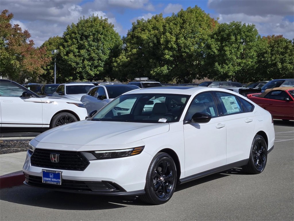 New 2025 Honda Accord SE image 8