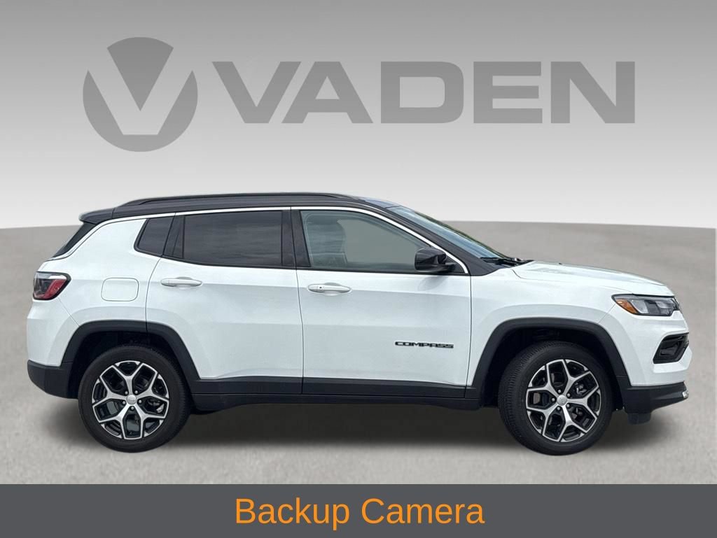 Used 2024 Jeep Compass Limited w/ Sun and Sound Group AWD/4WD image 5