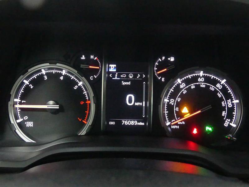 Used 2020 Toyota 4Runner Limited AWD/4WD image 32