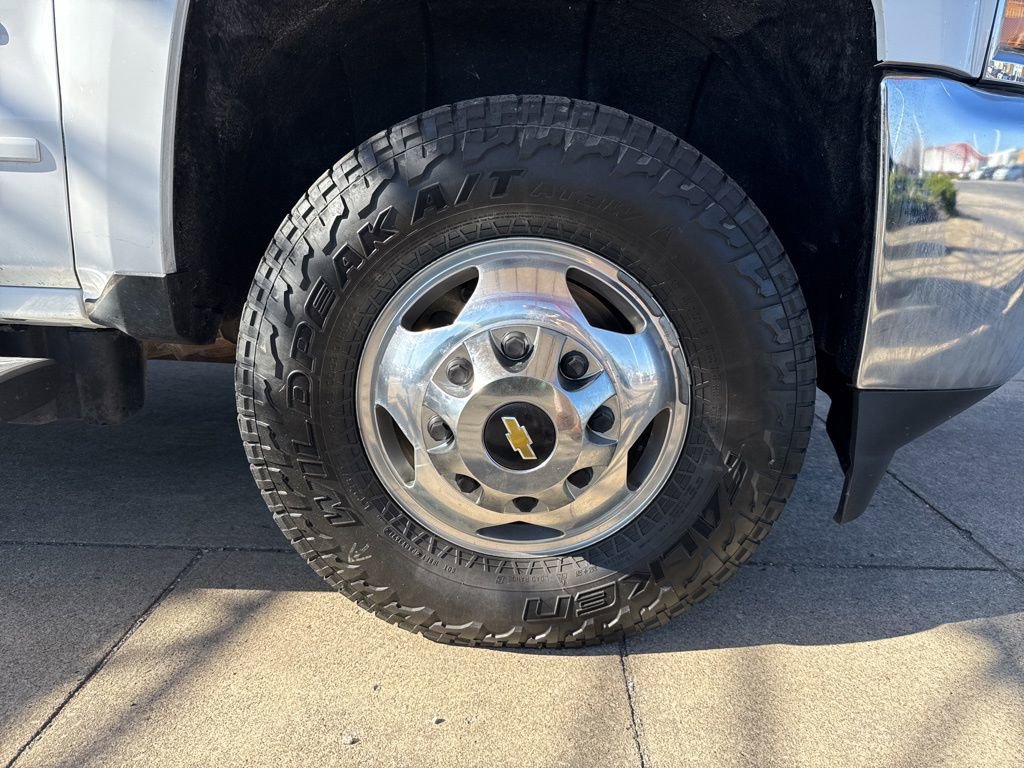 Used 2016 Chevrolet Silverado 3500 LT w/ LT Convenience Package image 29