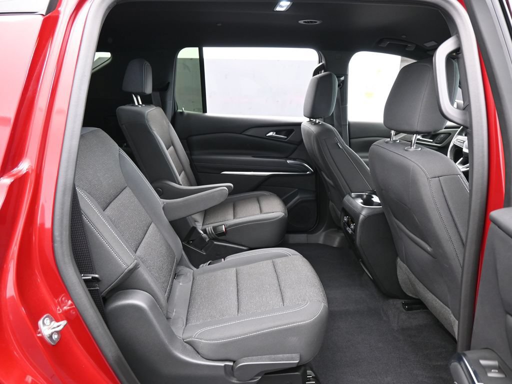 Used 2024 Chevrolet Traverse LT FWD image 41