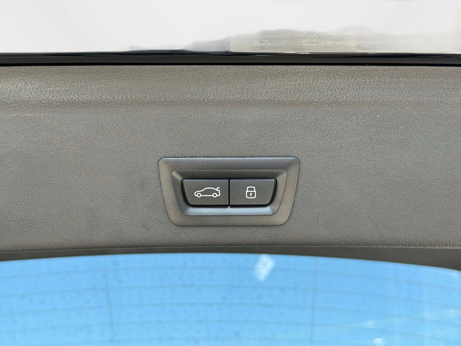 Used 2024 BMW X6 M60i AWD/4WD image 26
