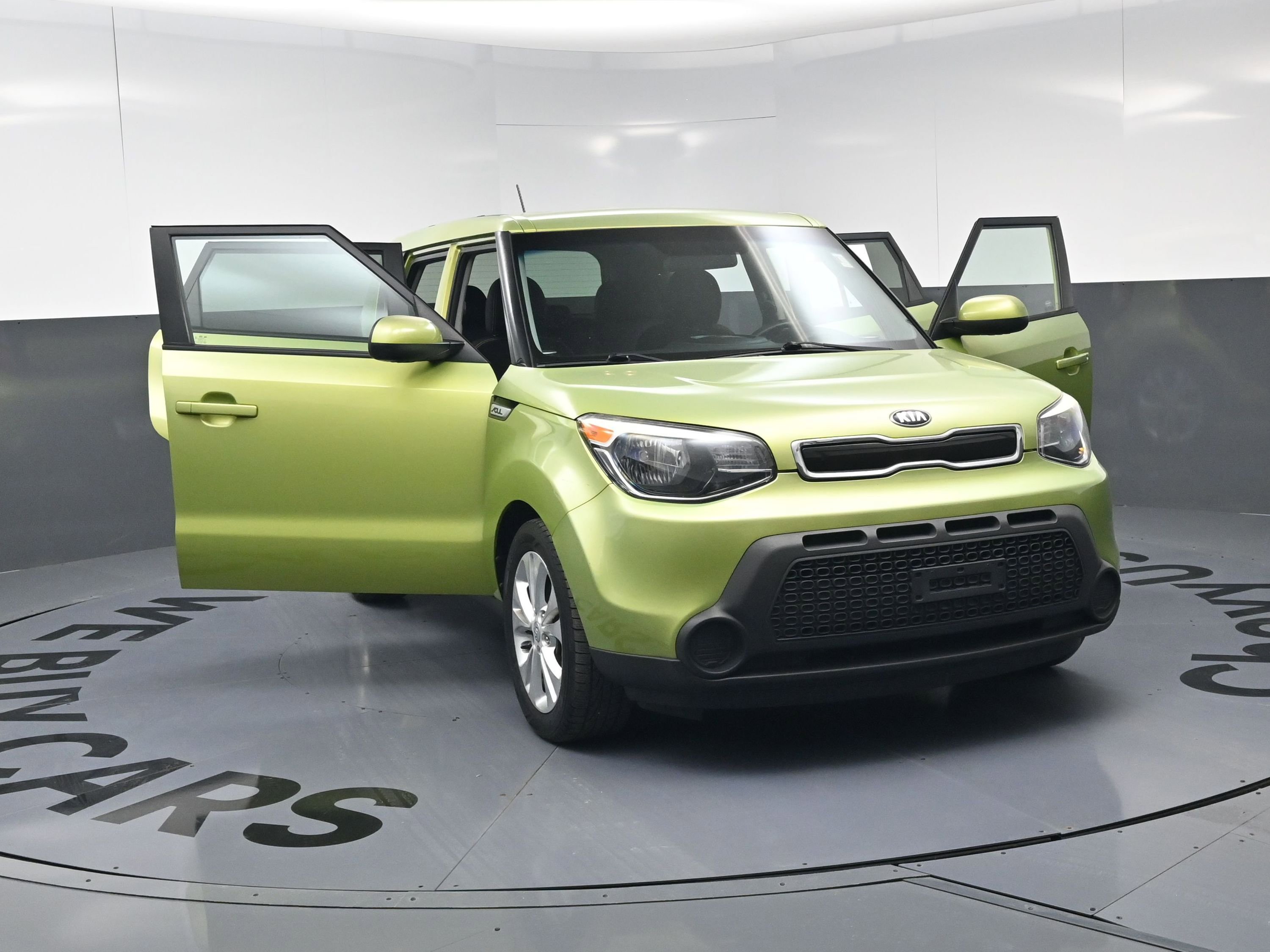 Used 2015 Kia Soul + image 24