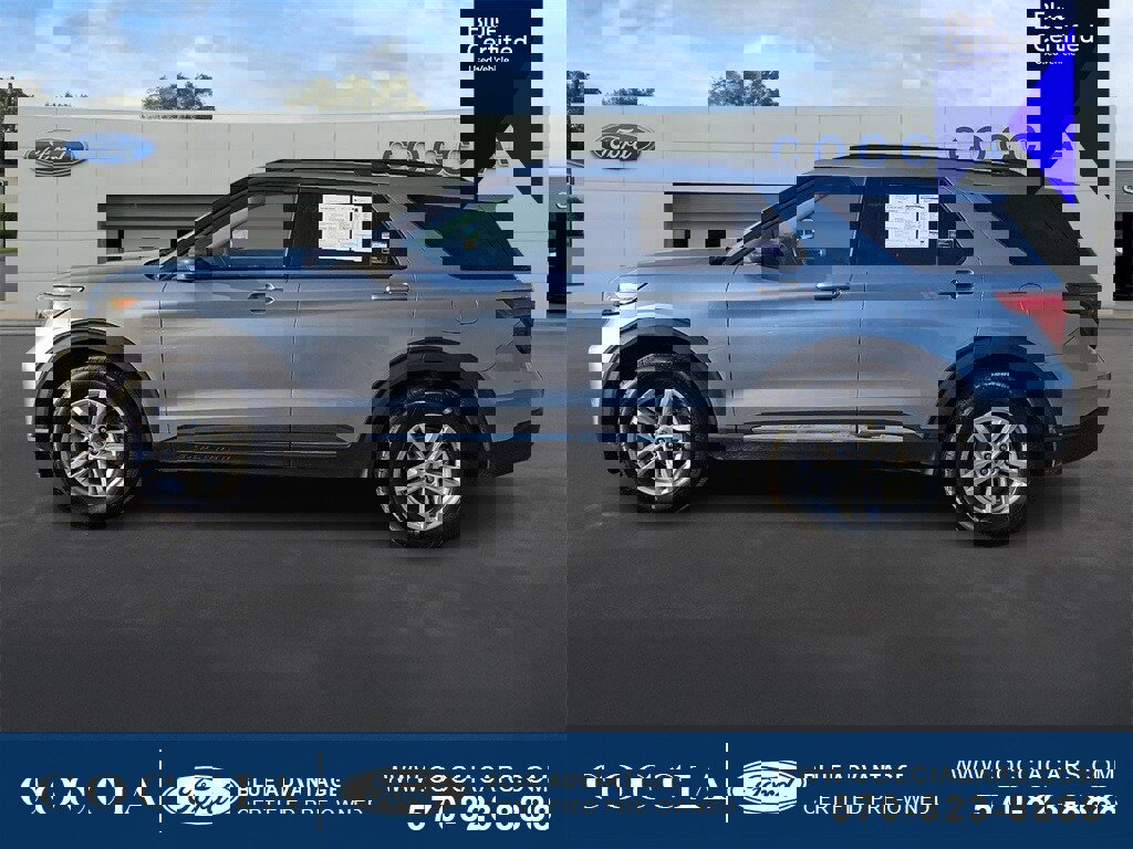Certified 2022 Ford Explorer XLT w/ Equipment Group 202A image 7