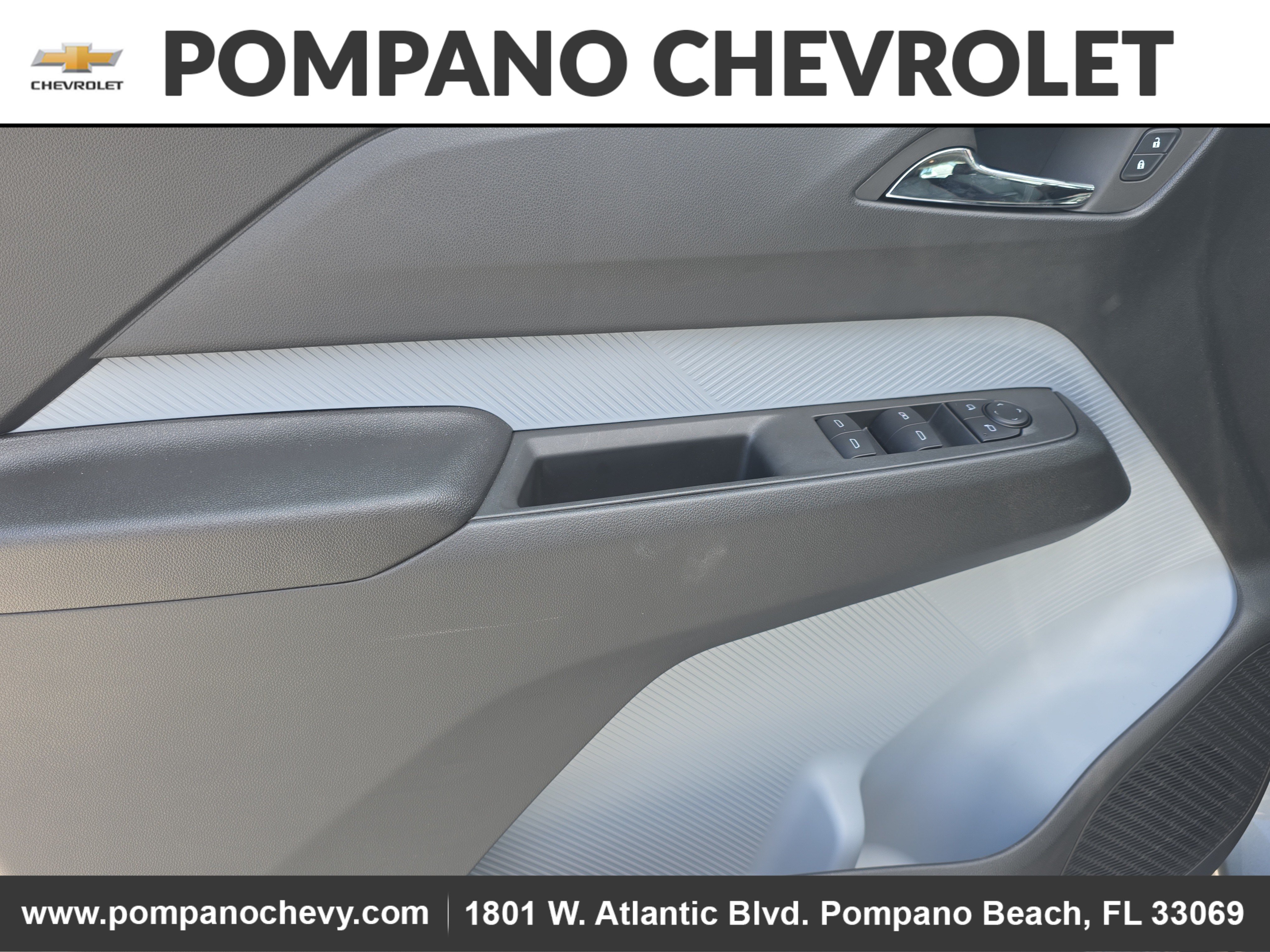 New 2027 Chevrolet Bolt RS FWD image 18