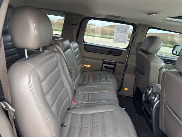 Used 2004 HUMMER H2 w/ Preferred Equipment Group image 21