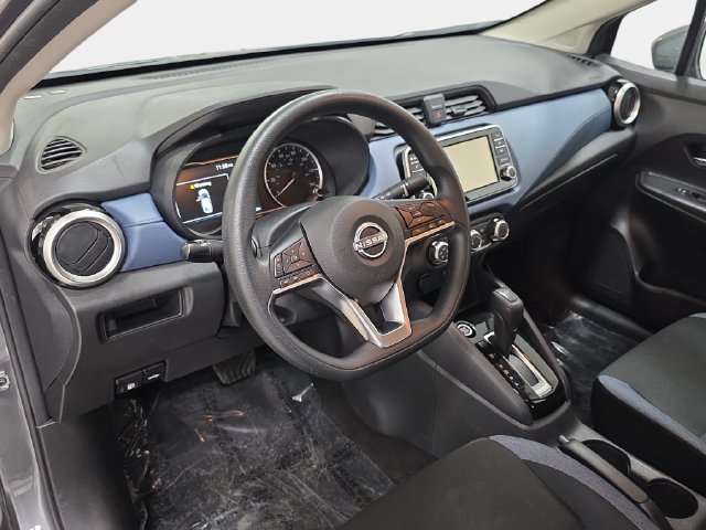 Used 2025 Nissan Versa SV FWD image 16
