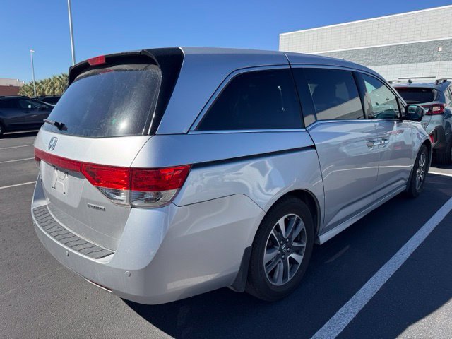 Used 2015 Honda Odyssey Touring image 3