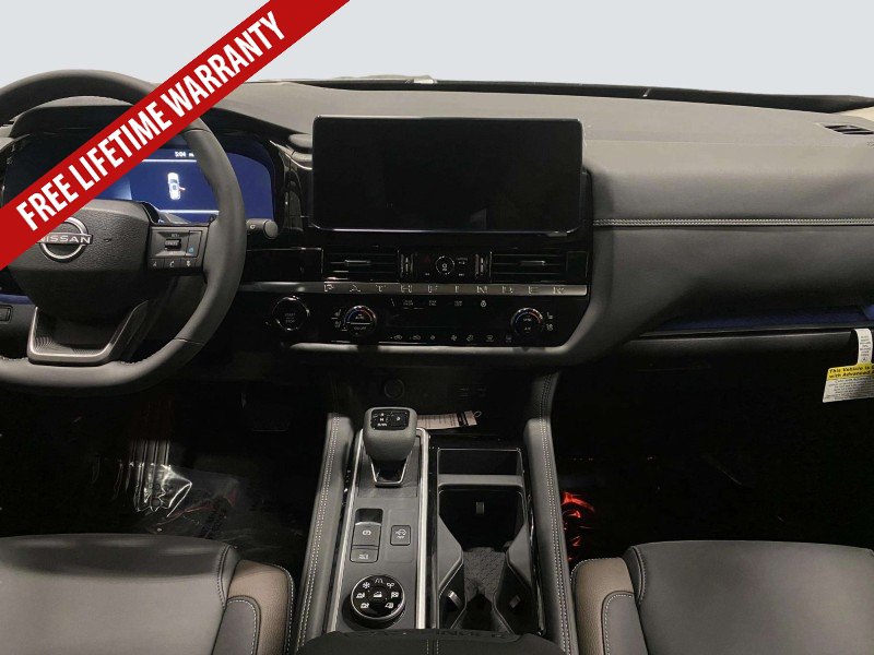 New 2026 Nissan Pathfinder Platinum w/ Cargo Package AWD/4WD image 23