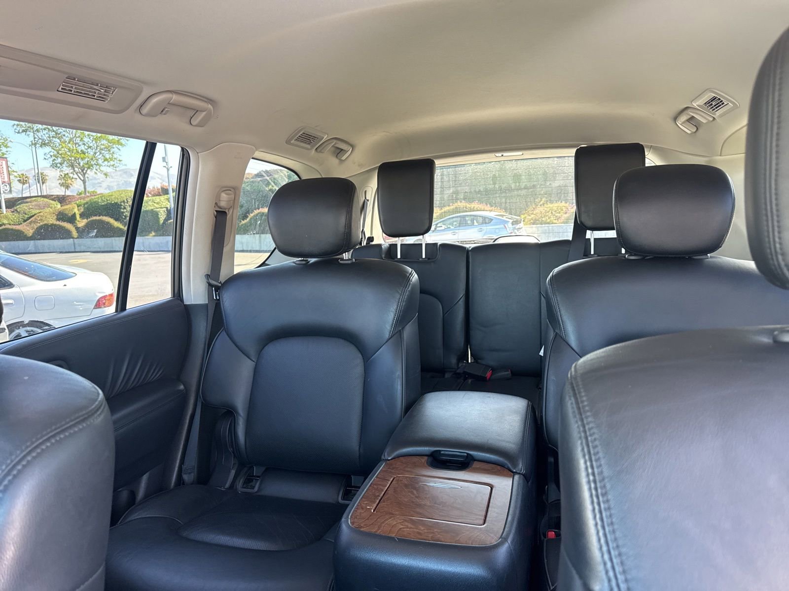 Used 2024 Nissan Armada SL w/ Captain's Chairs Package RWD image 13